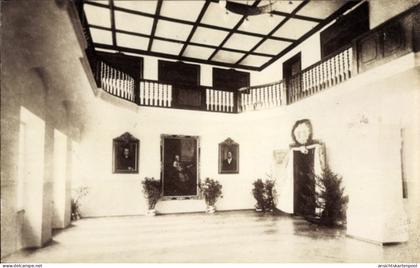 Photo CPA Oberndorf bei Salzburg Österreich ?, Rathaus, Innenansicht