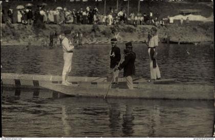 Photo CPA Oberndorf bei Salzburg Österreich, Schifferstechen