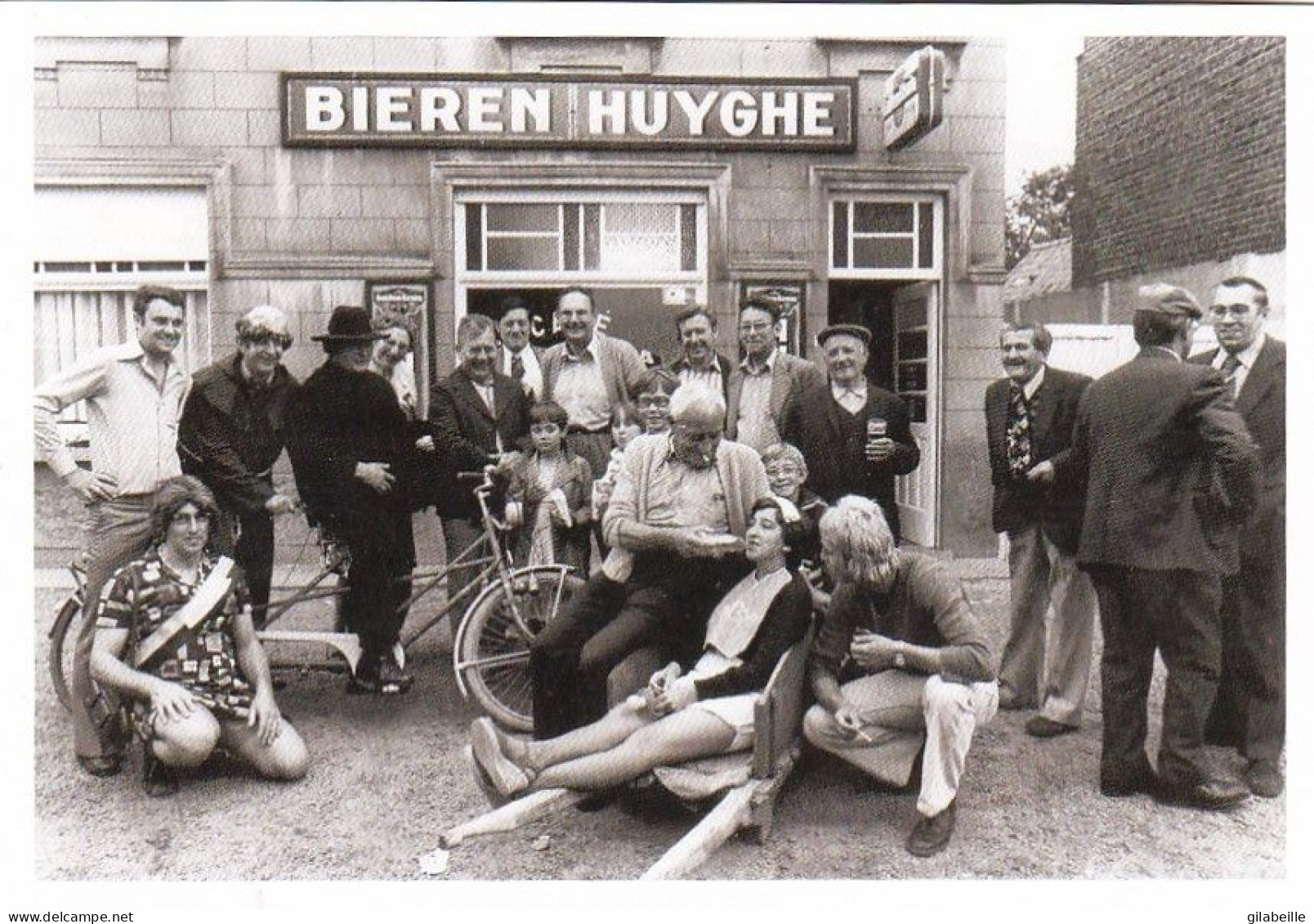 Oosterzele - Gijzenzeke kermis ; leute en plezier na de traditionele kermisduiven op dinsdag