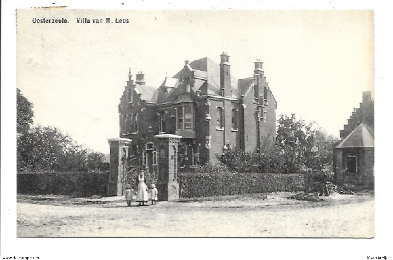 Oosterzele - Villa van M. Leus.