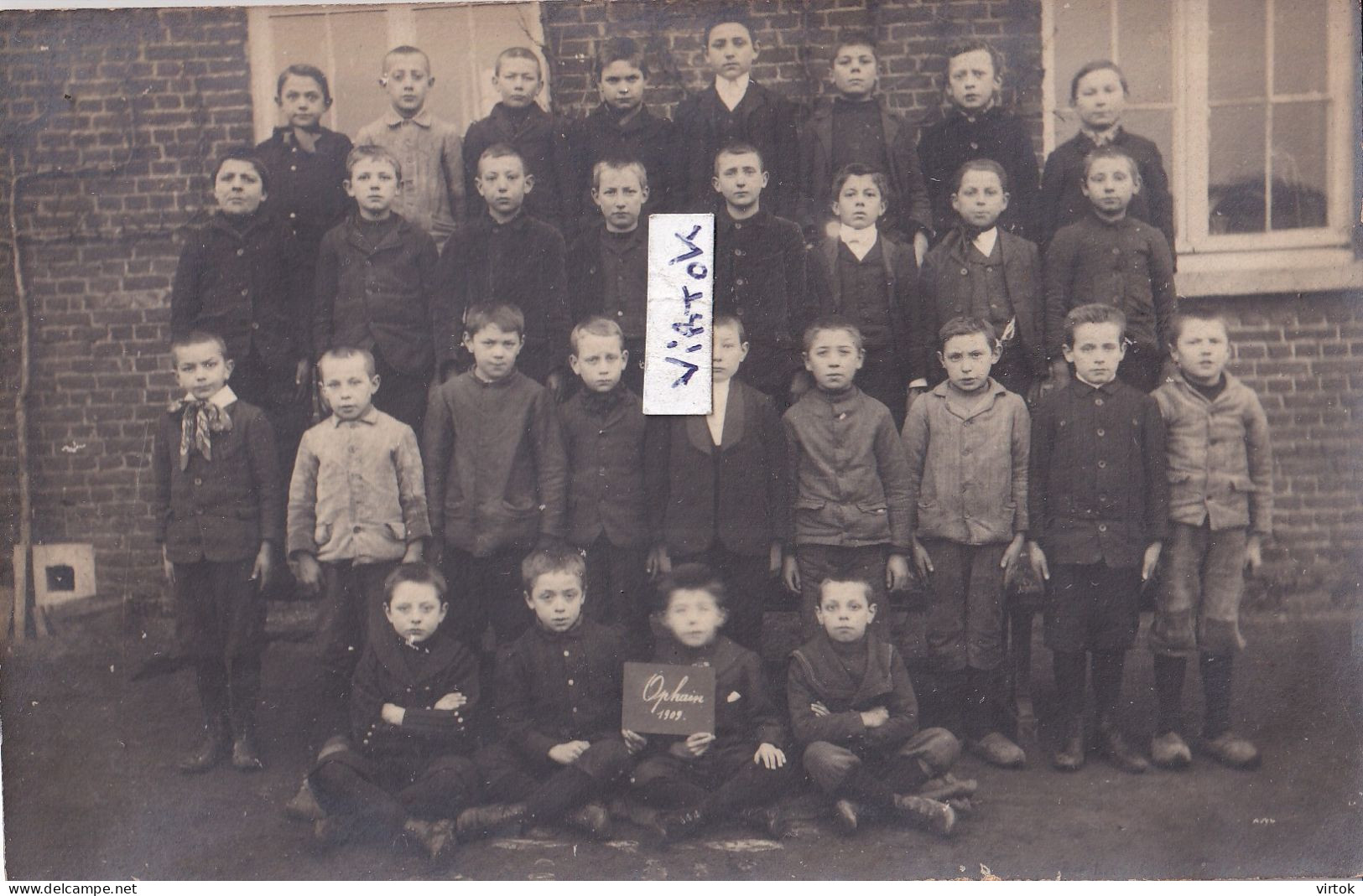 OPHAIN :( Braine L'alleud ) : carte photo 1909  : classe  (  vois scans )