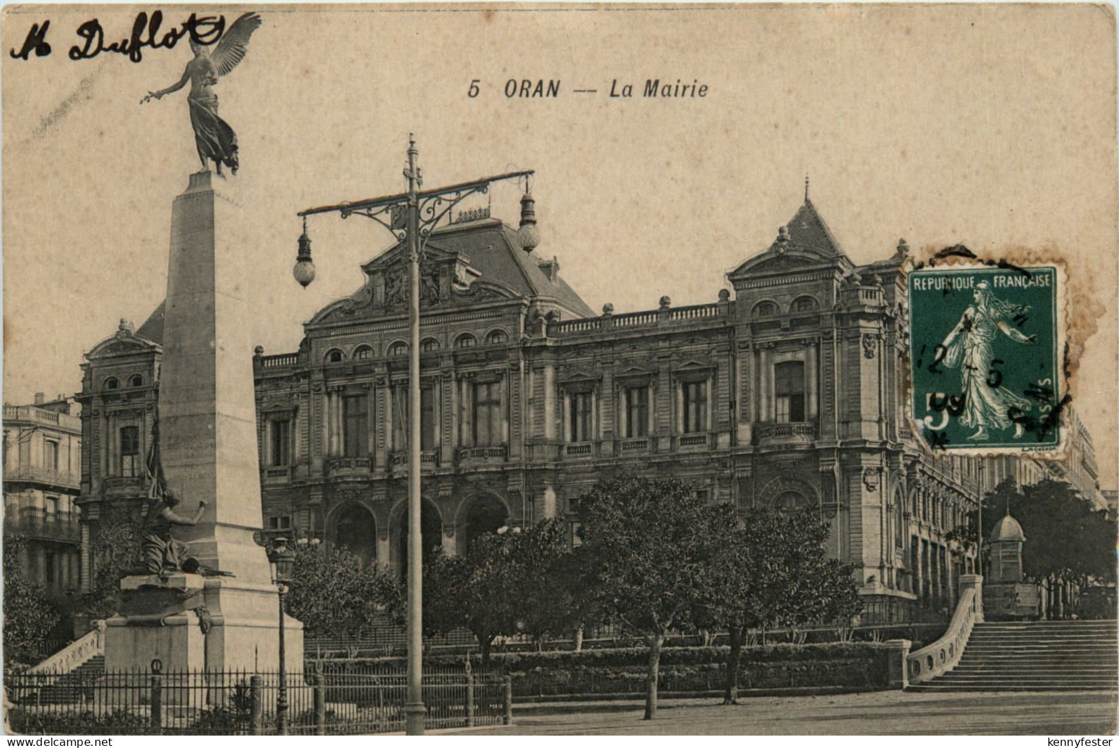 Oran, La Mairie
