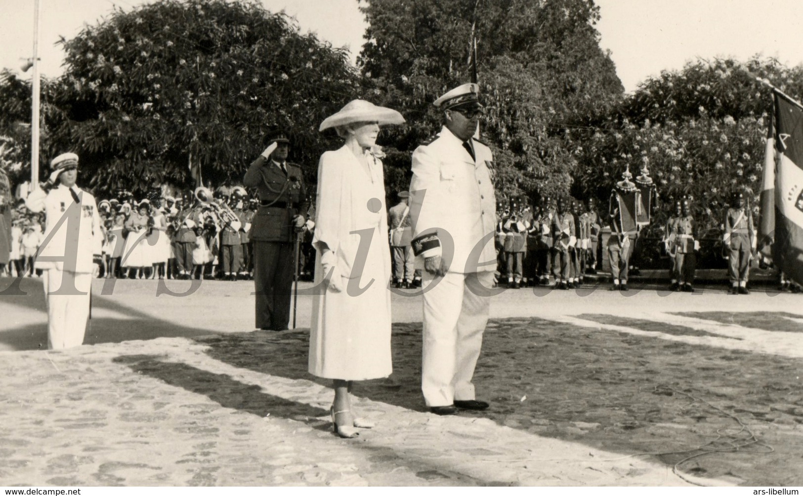 Original postcard / ROYALTY / Belgium / Belgique / België / reine Elisabeth / koningin Elisabeth / Congo