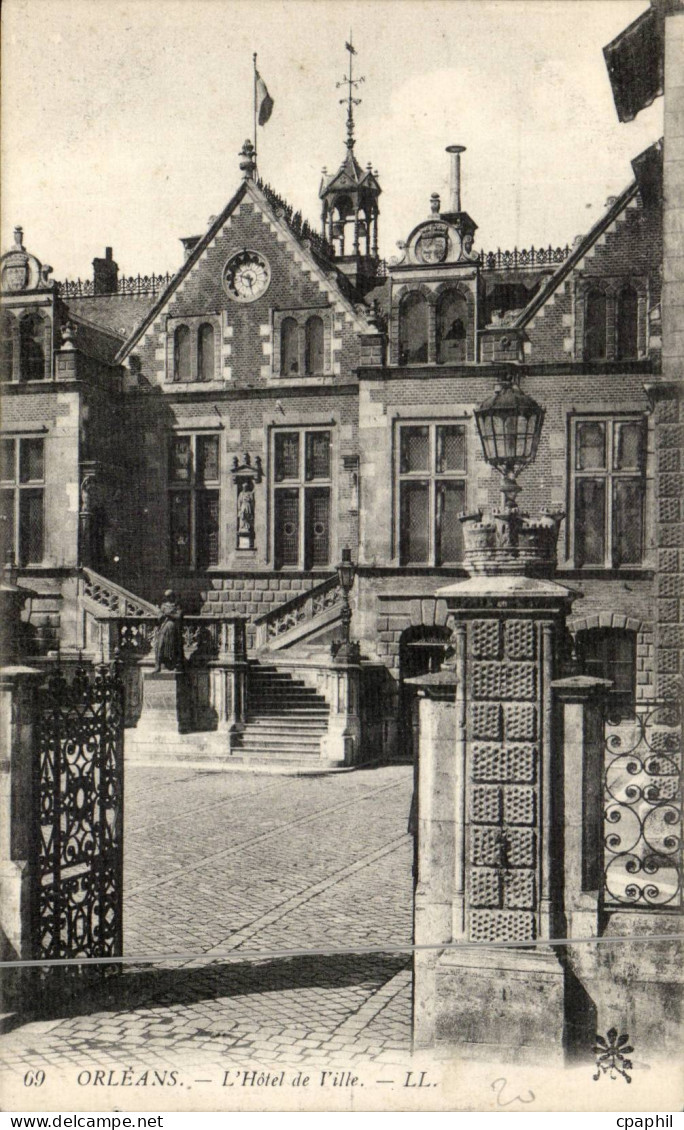 Orleans - L'Hotel de Ville - CPA