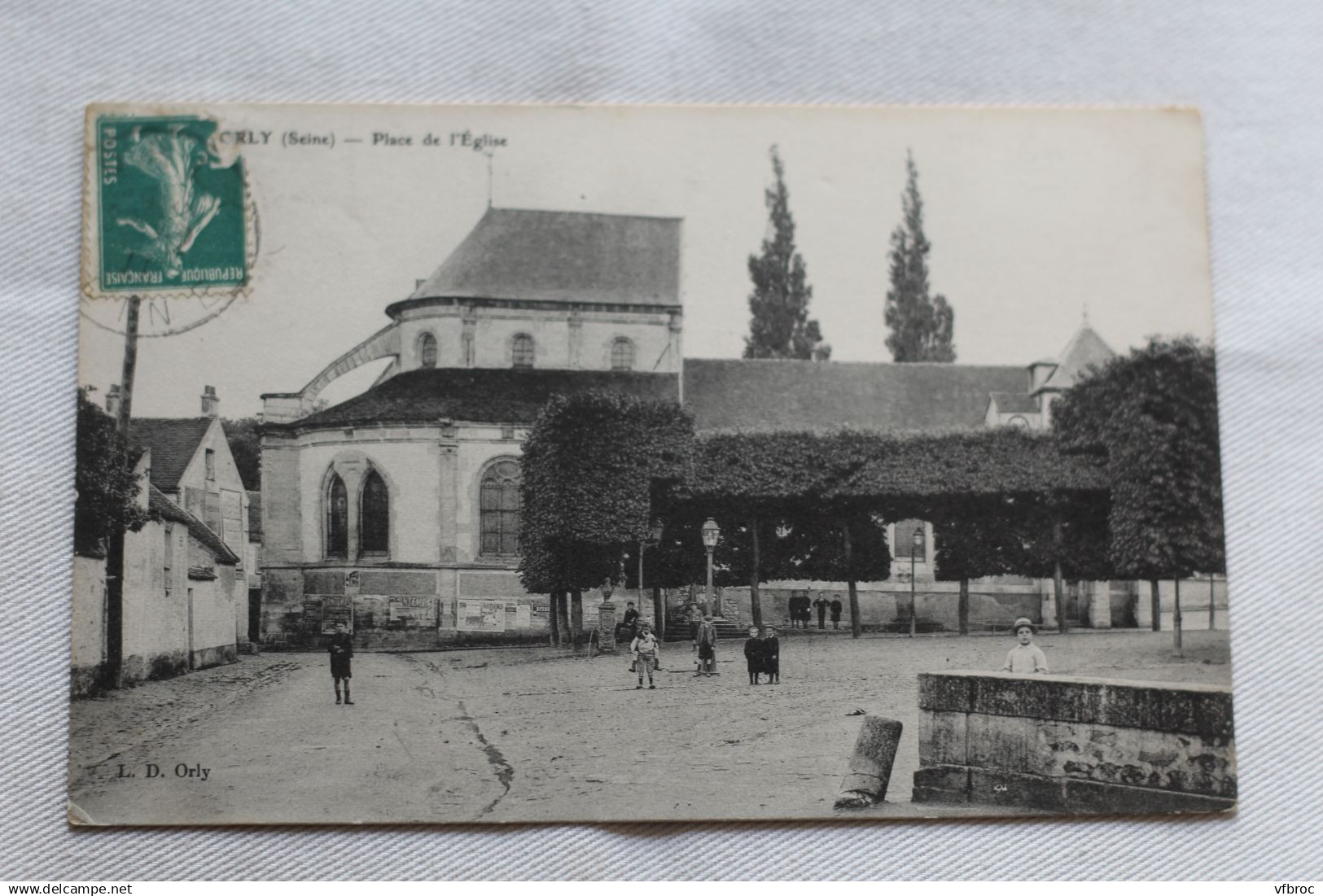 Orly, place de l'église, Val de Marne 94