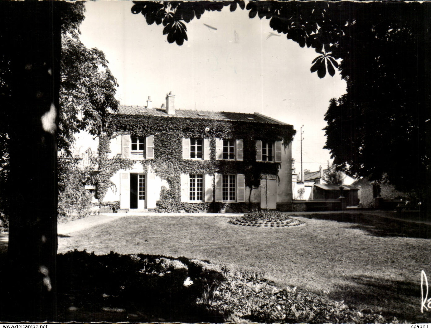 Ormesson sur MArne CPM La mairie