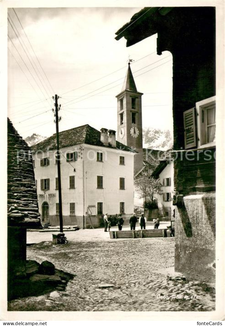 Osco TI Dorfpartie mit Kirche