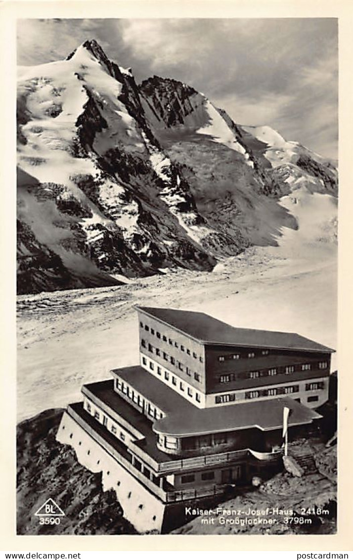 Österreich - Kals (T) Kaiser-Franz-Josef-Haus mit Großglockner