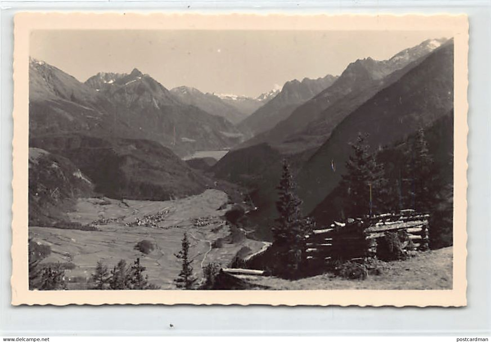 Österreich - Oetz (T) Blick von der Armelen-Hütte ins Oetztal
