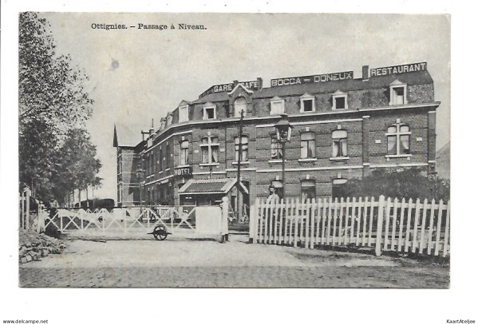 Ottignies - Passage à Niveau.