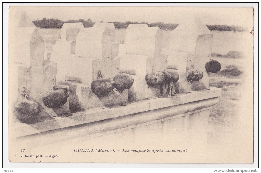 Oujda - les remparts après un combat