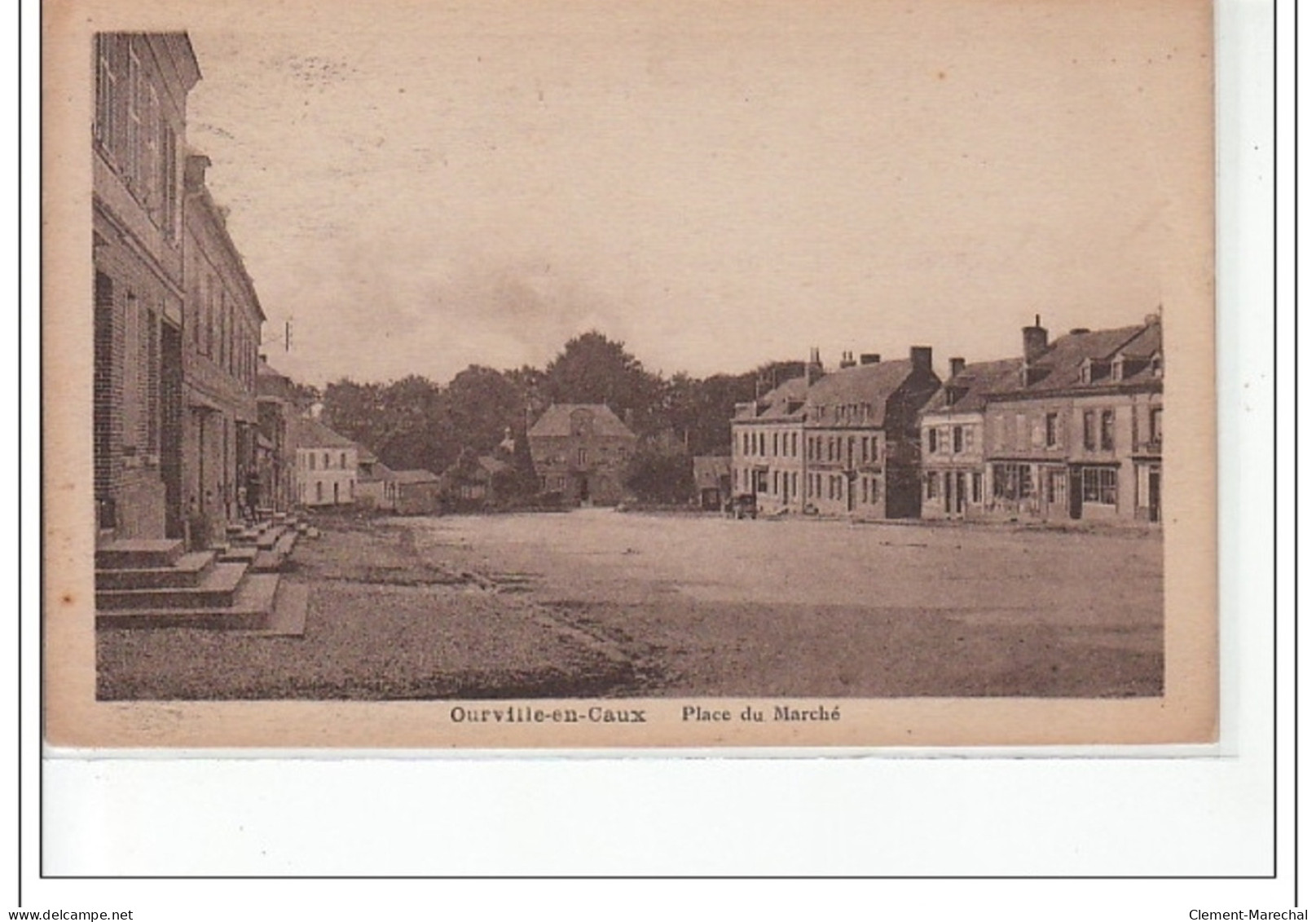 OURVILLE EN CAUX - Place du marché - très bon état