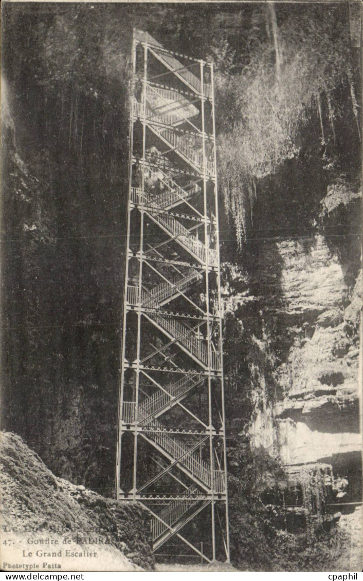 Padirac CPA Le grand escalier