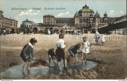 Scheveningen Strand Spelende kinderen