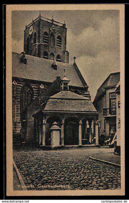 AK Geertruidenberg, Vismarkt met kerk op de achtergrond