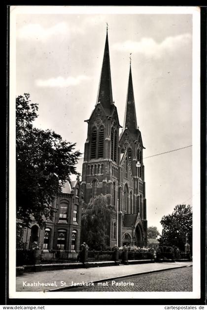 AK Kaatsheuvel, St. Janskerk met pastorie