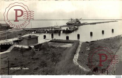 LELYSTAD  HAVEN  FLEVOLAND  HOLLAND HOLANDA NETHERLANDS