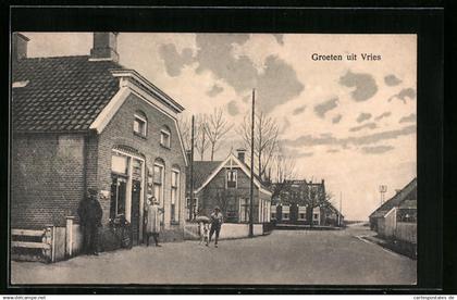 AK Vries, Strassenpartie mit Geschäft