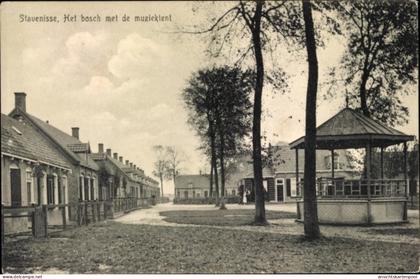 CPA Stavenisse Zeeland Niederlande, Het bosch met de muziektent