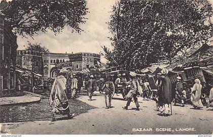 Pakistan - LAHORE - Bazaar scene