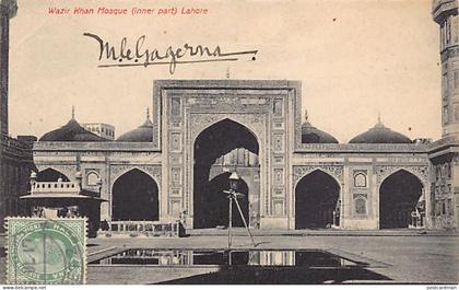 Pakistan - LAHORE - Wazir Khan Mosque (inner part)