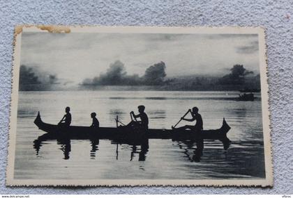 Carolines, dans la féérie du couchant sous le jeu du vent et de la lumière, Océanie, Palaos