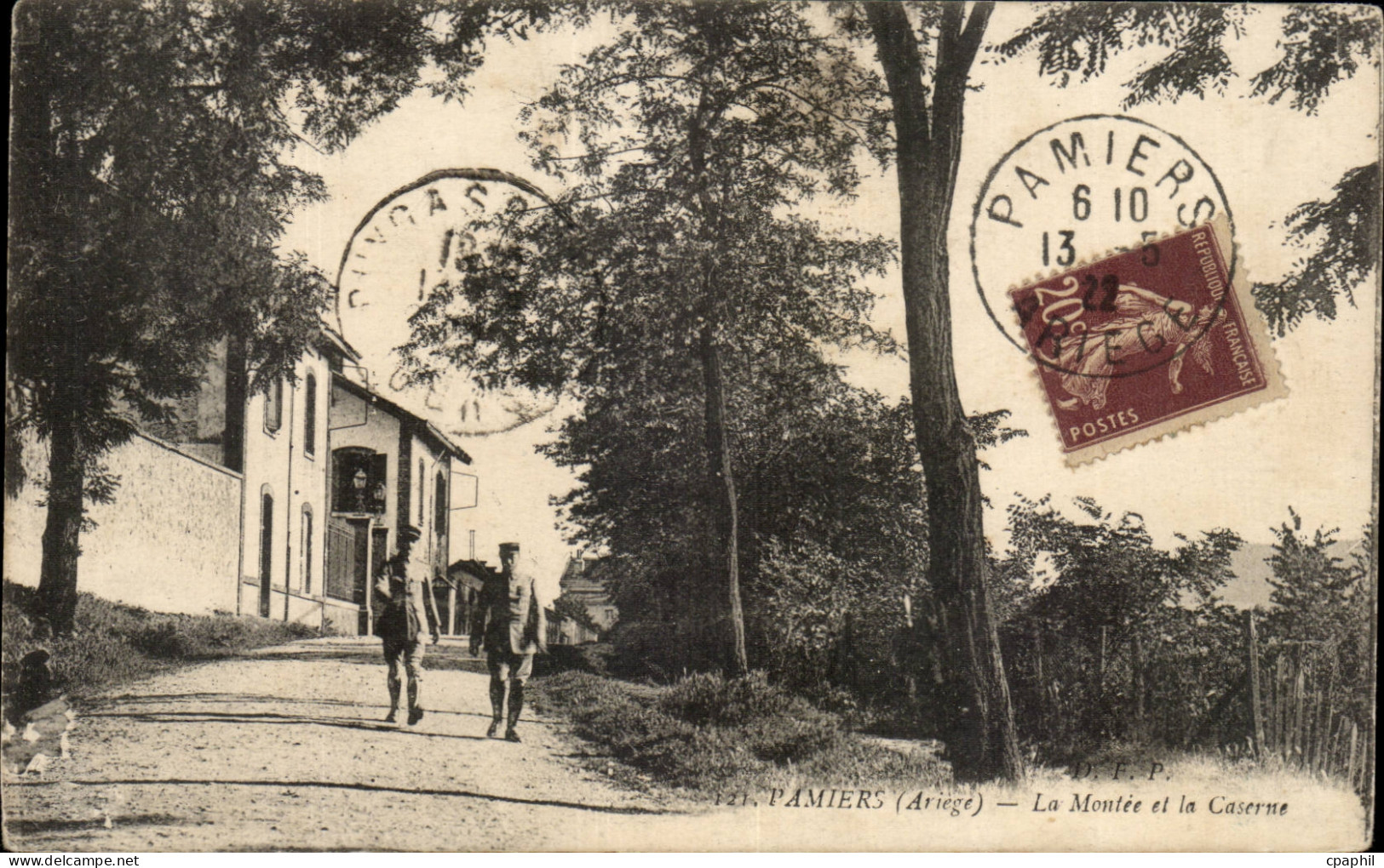 Pamiers CPA La montee et la caserne