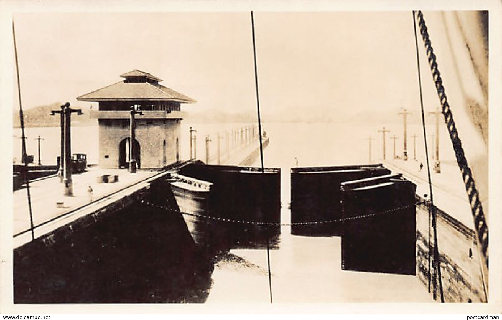 Panamá - CANAL ZONE - Miraflores Locks - Photo from Panamá Mail Liner, S.S. Colombia - REAL PHOTO- Publ. Panamá Mail Ste