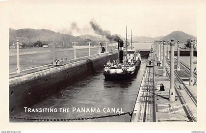 Canal de Panamá - Transiting the Panama Canal - REAL PHOTO - Publ. Foto Flatau