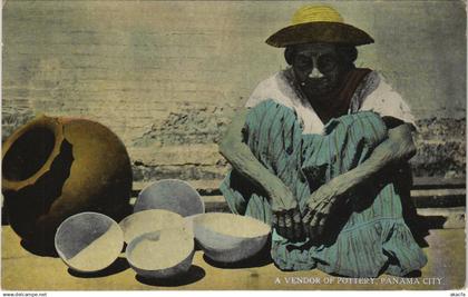 CPA PANAMA, A VENDOR OF POTTERY, PANAMA CITY, Vintage Postcard (b26329)