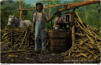 PC PANAMA, PANAMA CITY, MAKING JUNGLE RUM, Vintage Postcard (b22337)