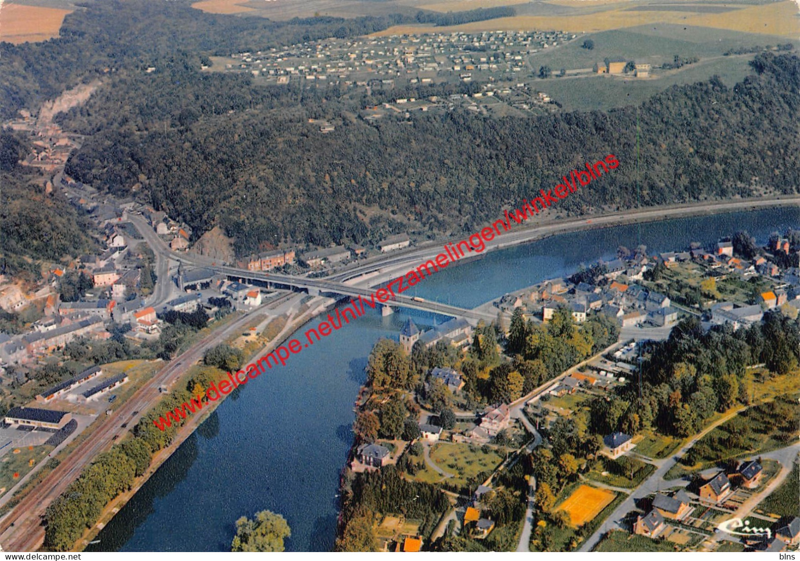 Panorama aérien - Hastière