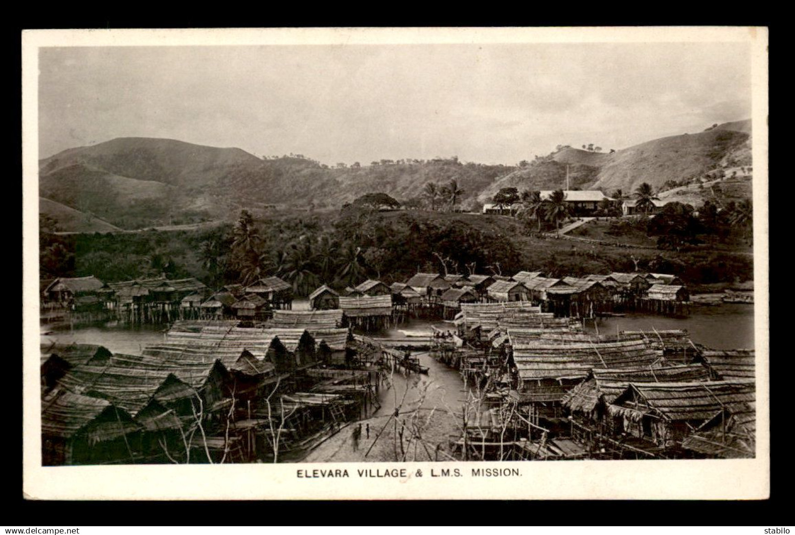 PAPOUASIE - NOUVELLE-GUINEE - PORT MORESBY - ELEVARA VILLAGE