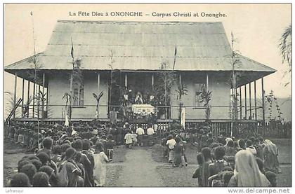 oceanie- ref 74- papouasie nouvelle guinée - la fete dieu a ononghe   -carte bon etat -