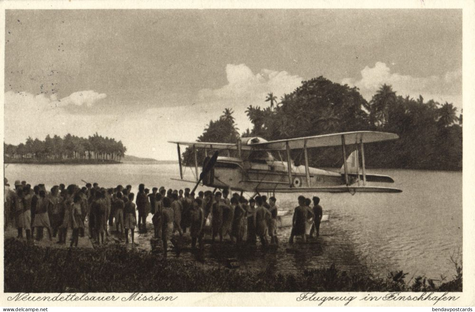 Papua New Guinea, FINSCHHAFEN, Morobe, Australian Seaplane (1933) Postcard