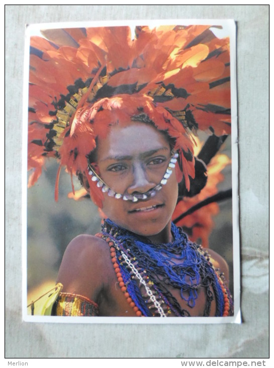 Papua New Guinea -  Kerowagi Girl  -Highlands Show -     D125317