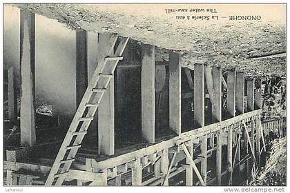 oceanie- ref 63- papouasie nouvelle guinée -la scierie a eau -theme scieries -arbres -le bois  -carte bon etat -