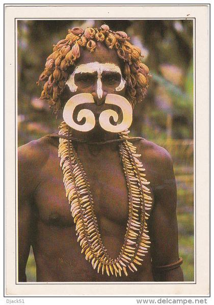 PAPUA-NEW GUINEA - Nouvelle-Guinée - Guerrier Asmat (Voir recto/verso)