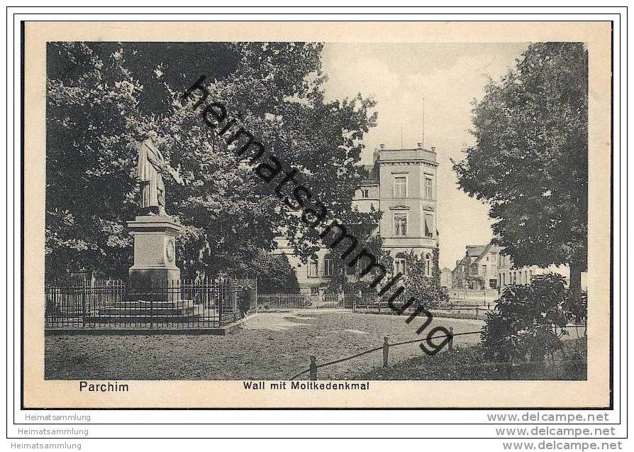 Parchim - Wall mit Moltkedenkmal