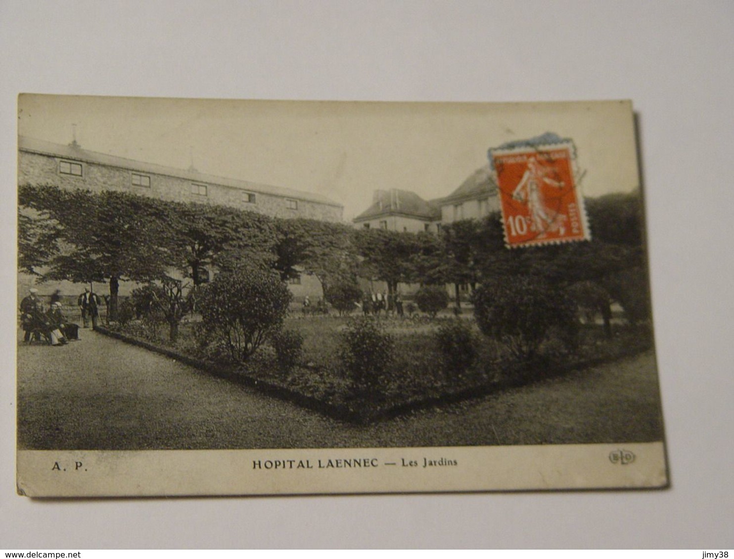 PARIS 07 EME-HOPITAL LAENNEC LES JARDINS ELD