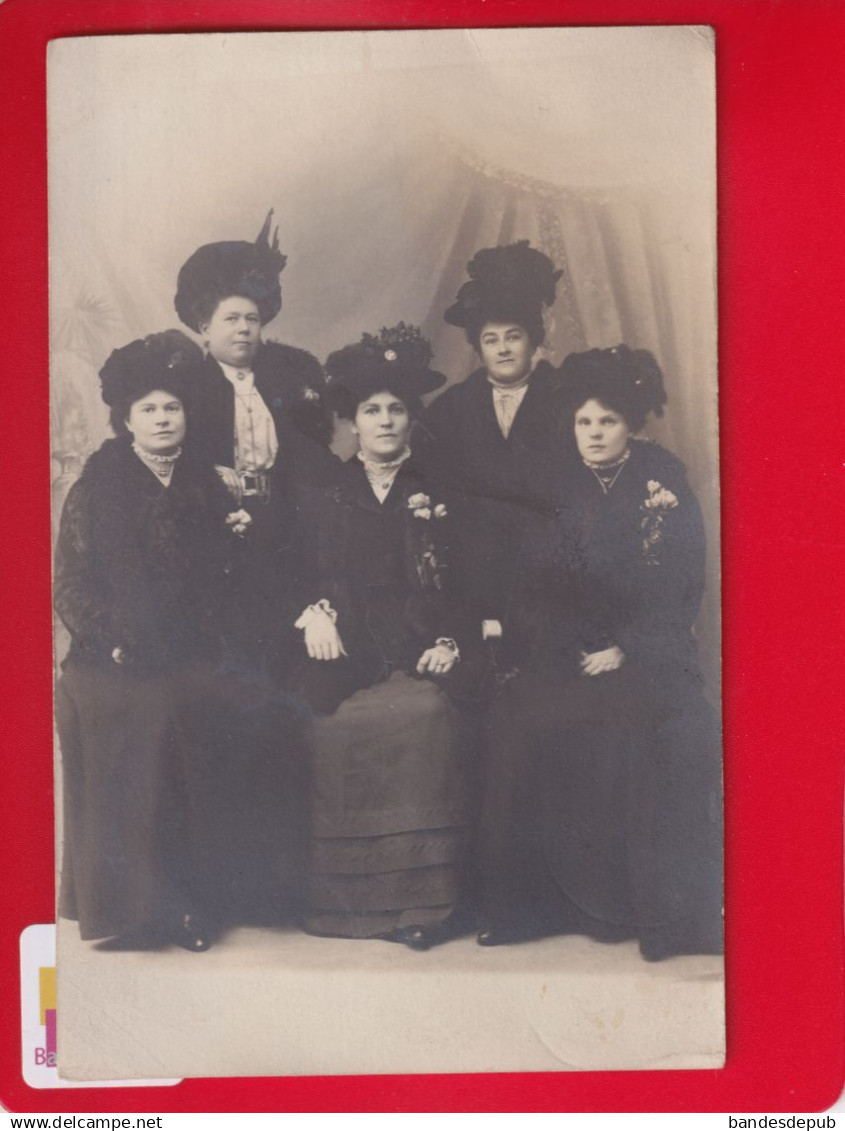 Paris 14 arrondissement 19 rue Bardinet carte photo groupe 5 femmes chapeau