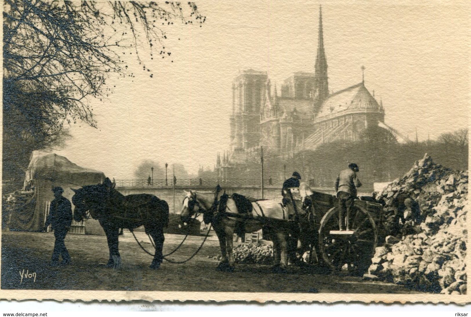 PARIS(4em ARRONDISSEMENT)