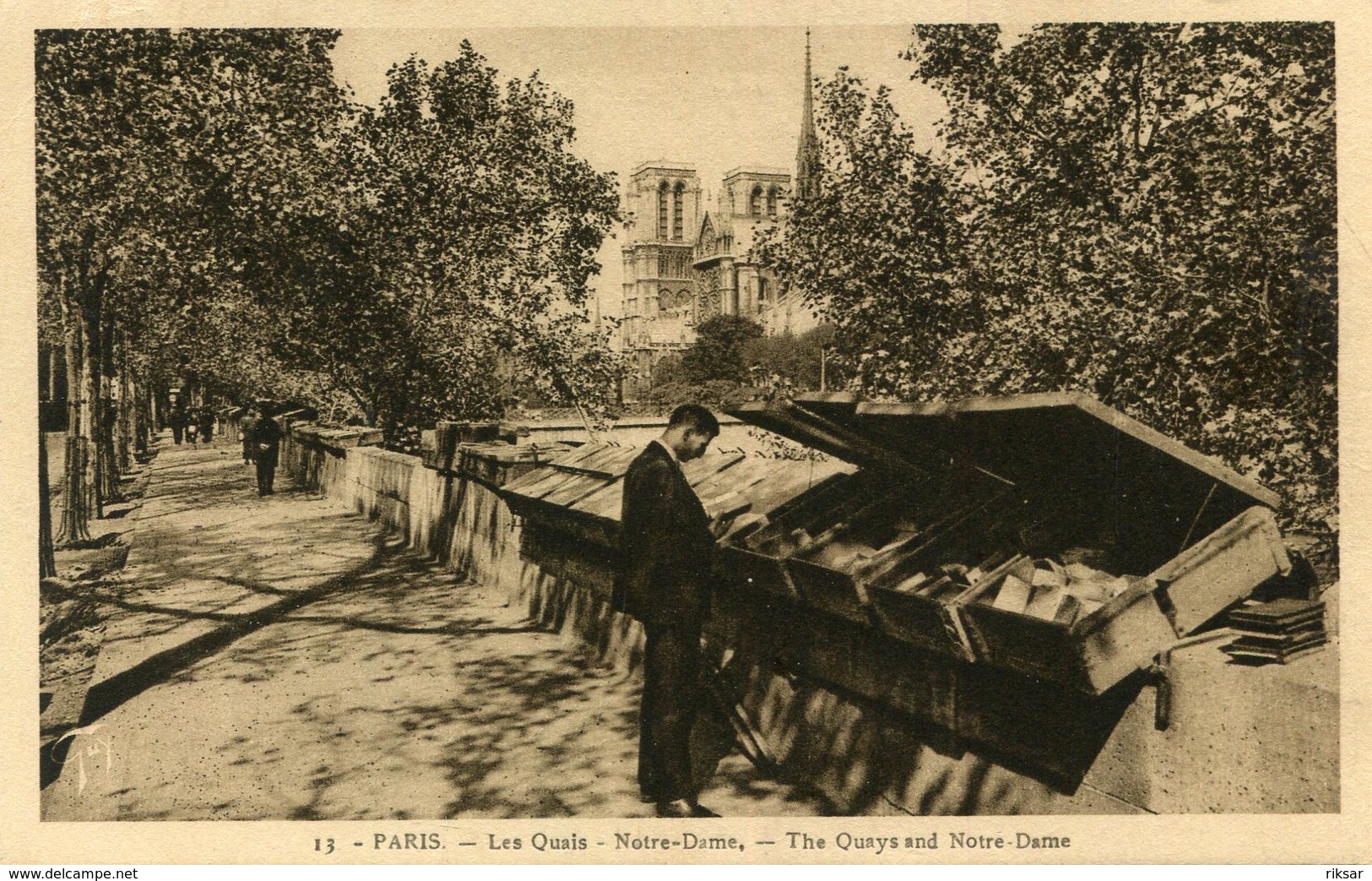 PARIS(4em ARRONDISSEMENT) BOUQUINISTE