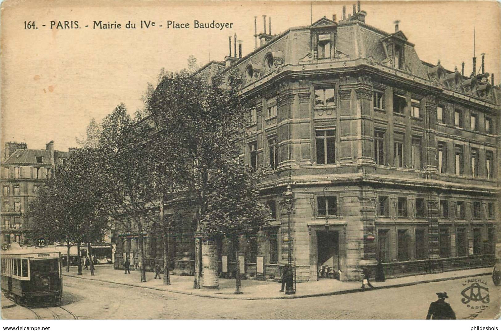 PARIS 4eme arrondissement  place Baudoyer