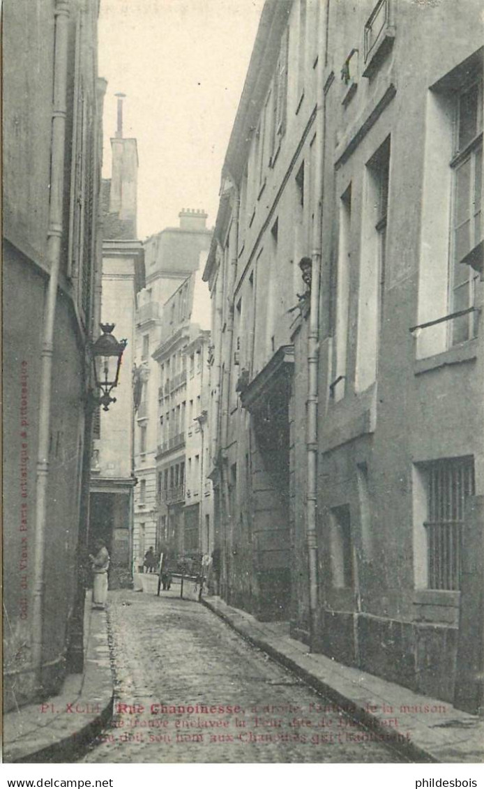 PARIS 4eme arrondissement  rue Chanoinesse