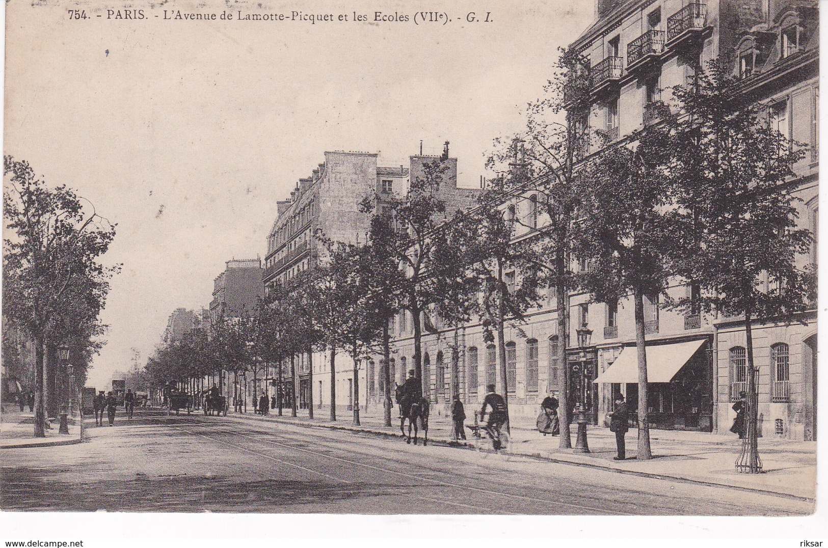 PARIS(7 em ARRONDISSEMENT)