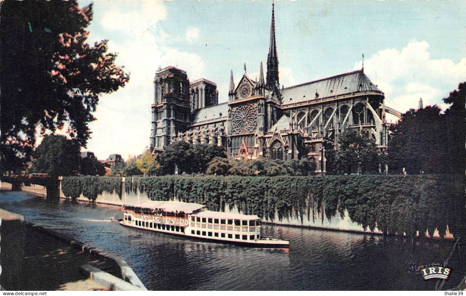 Paris bateau mouche