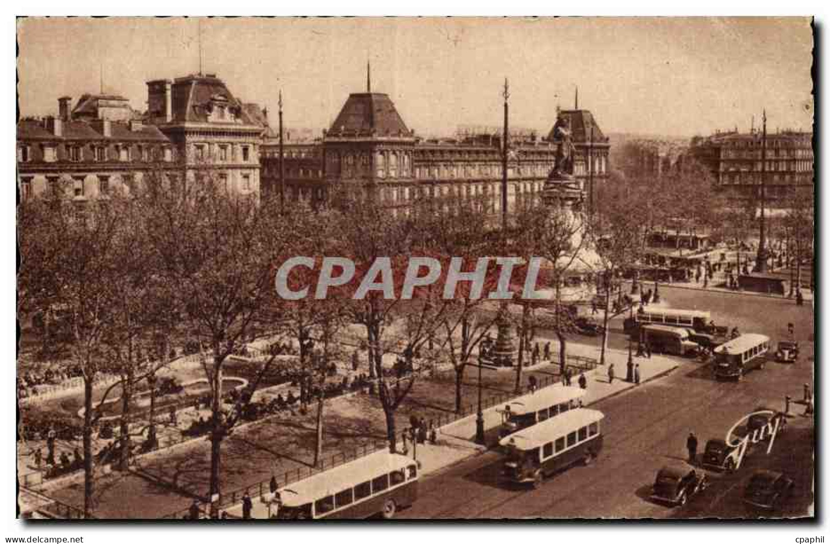 Paris CPA Place de la Republique