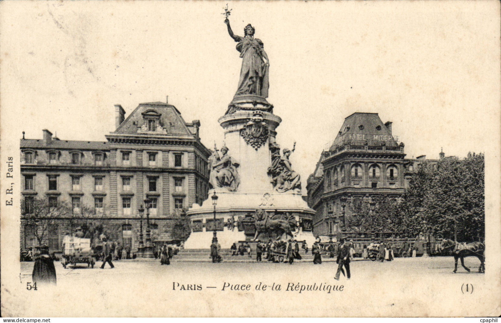 Paris CPA Place de la Republique