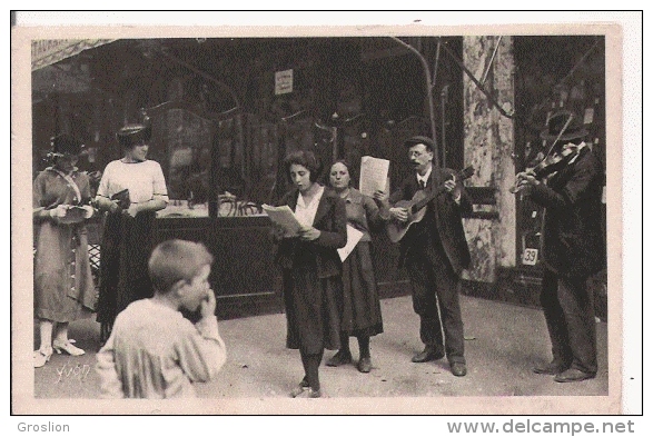 PARIS EN FLANANT LES CHANTEURS DE RUE  10      1924